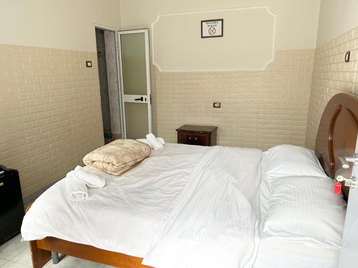 Tirana Inn Hotel Pokój zdjęcie